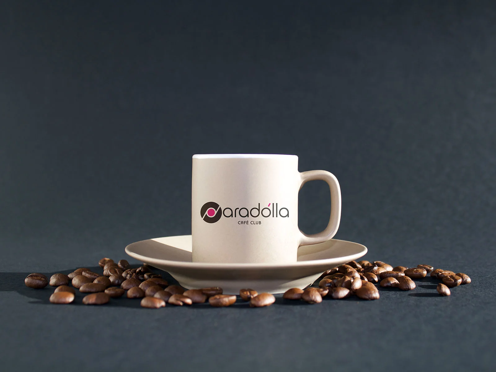 hellodesign-paradolla-cafe-coffee-cup