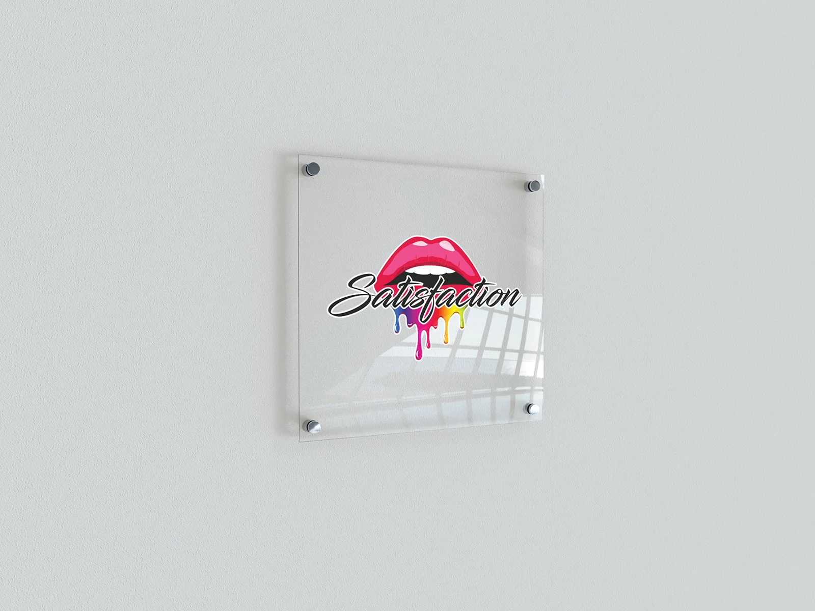 Μακέτα διάφανης πινακίδας plexiglass με το λογότυπο Satisfaction.